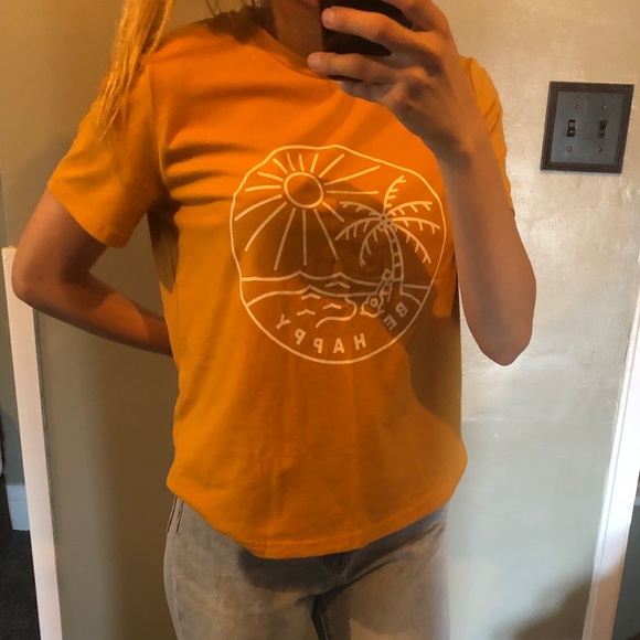 SHEIN tee - Picture 3 of 4